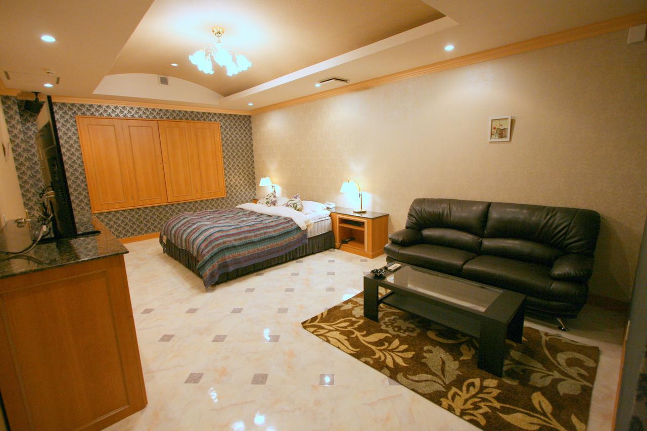 Hotel Sari Resort Takinoyashiro (Adults Only) Kato  Bagian luar foto