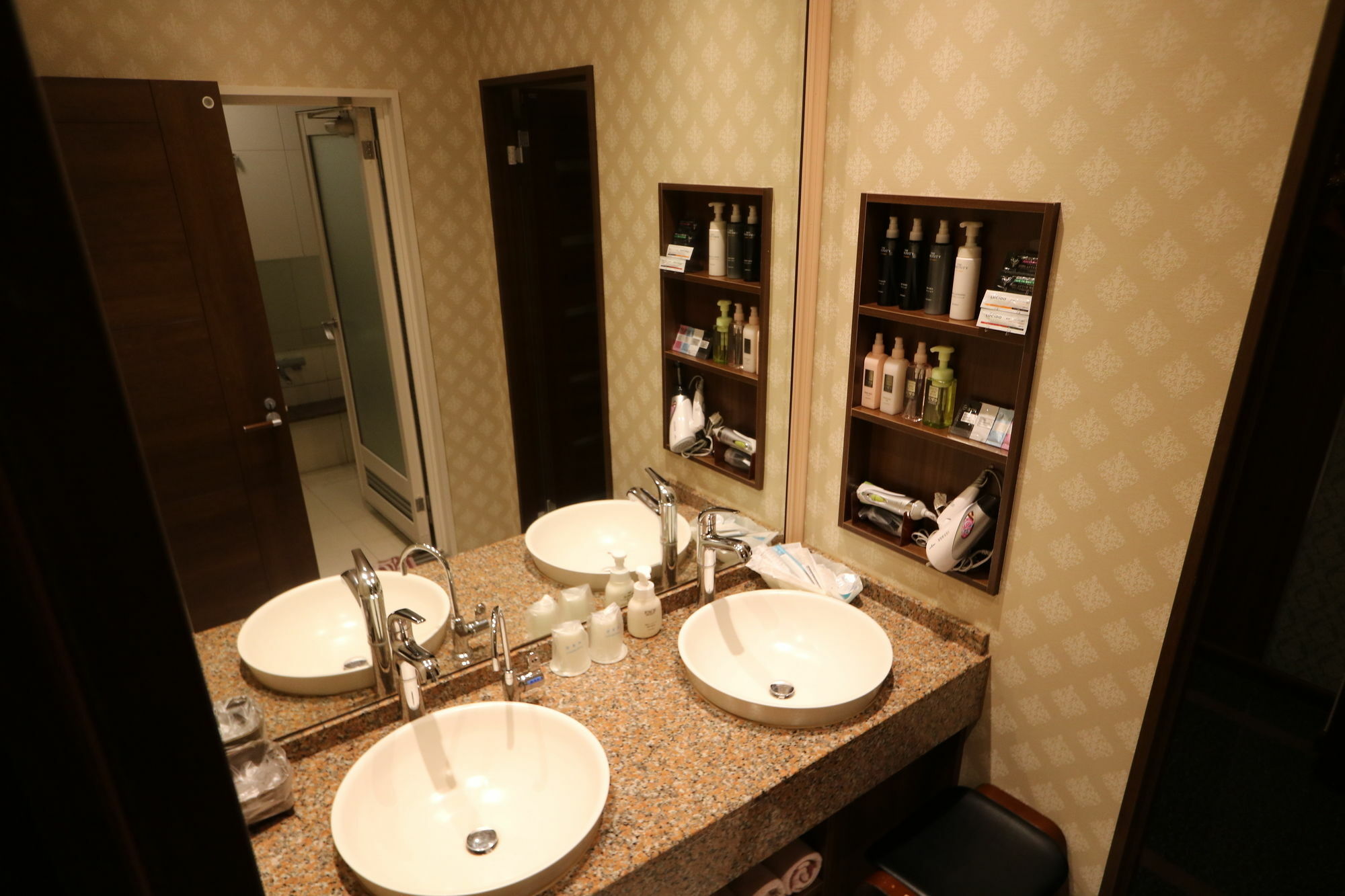 Hotel Sari Resort Takinoyashiro (Adults Only) Kato  Bagian luar foto